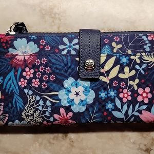 Lily Bloom wallet